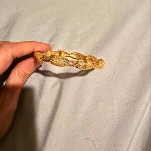 21kgp Dubai Jewelry -Elegant Gold Women's Bracelet